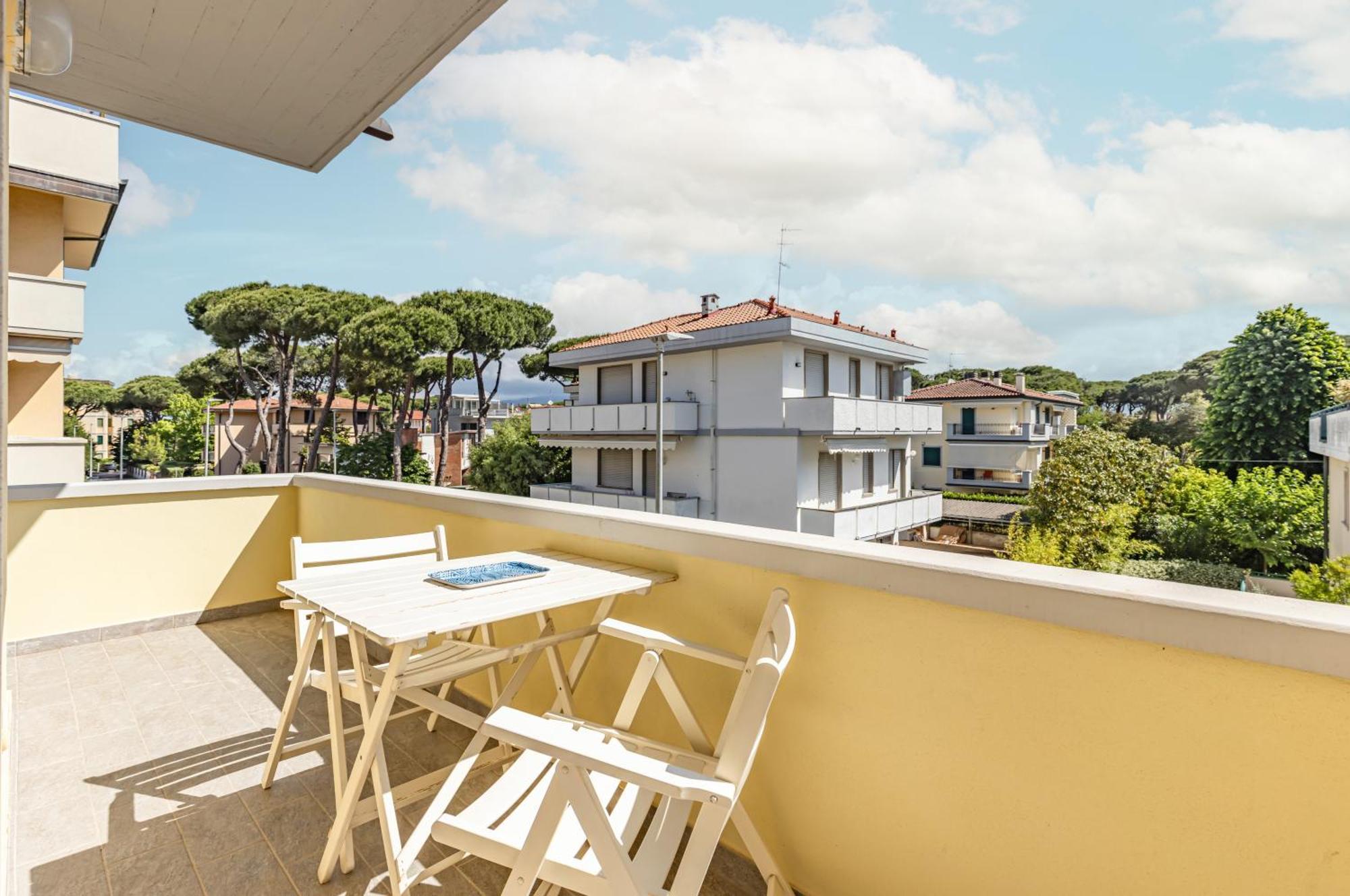 Comfy Apartment With Private Parking Near The Beach! Viareggio Extérieur photo
